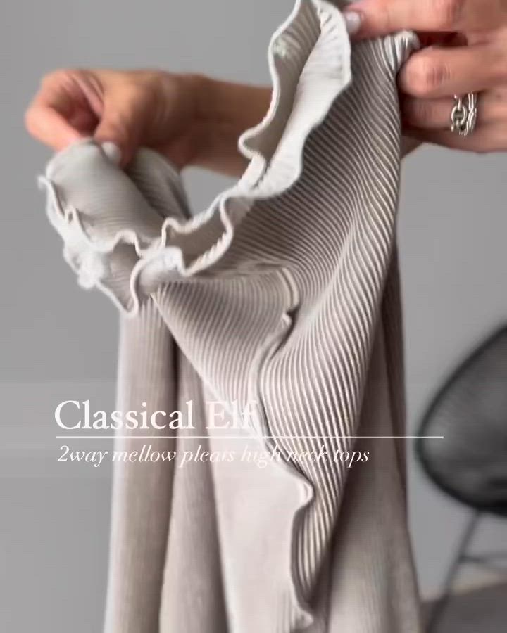 セール】上品な光沢感。2wayメロープリーツハイネックトップス（T
