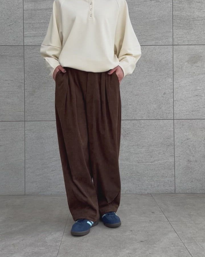 セール】コーデュロイ 2タック ストレッチ イージーワイドカープパンツ