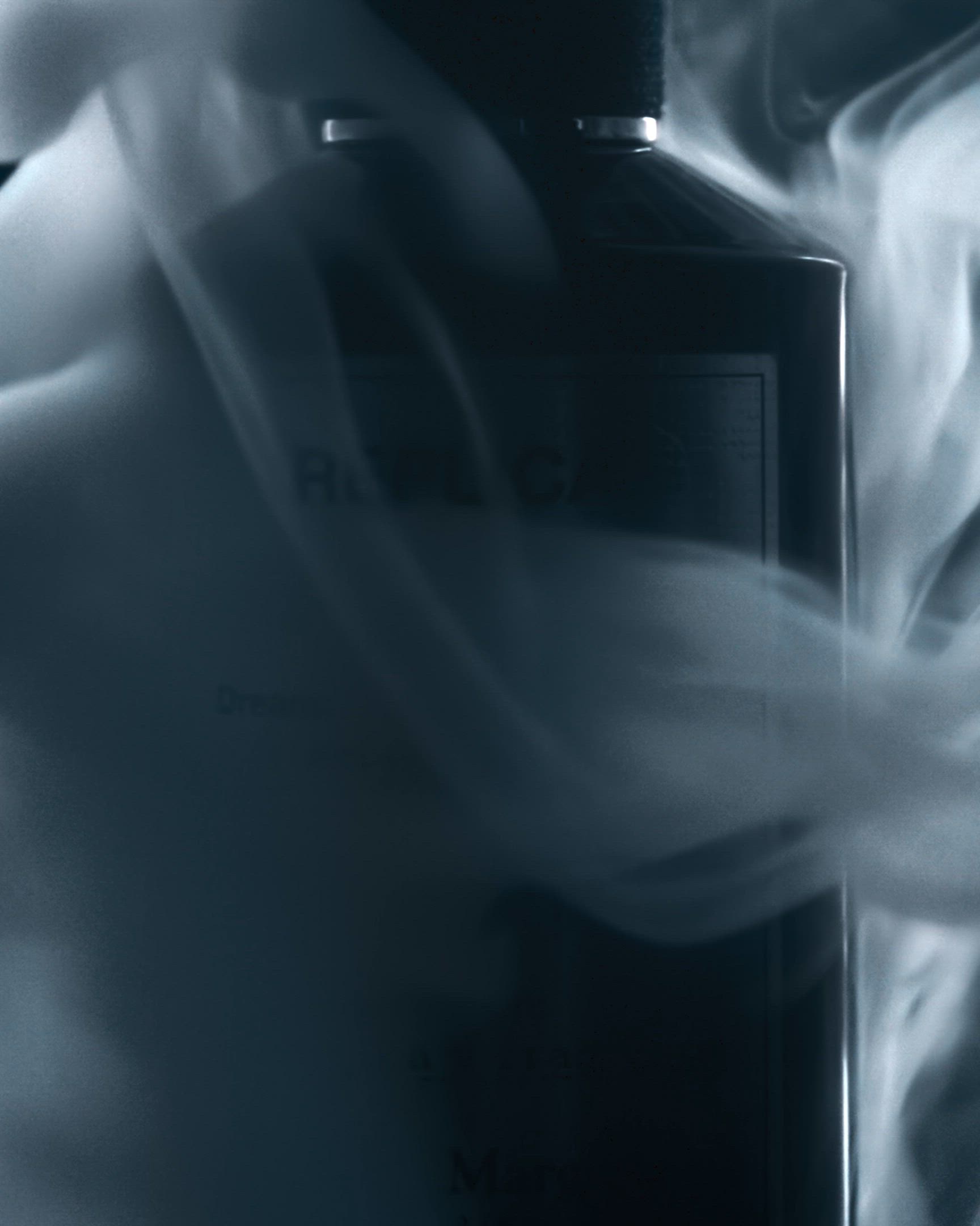 レプリカ オードパルファン セレスティアル ウィスパー (100mL)（香水