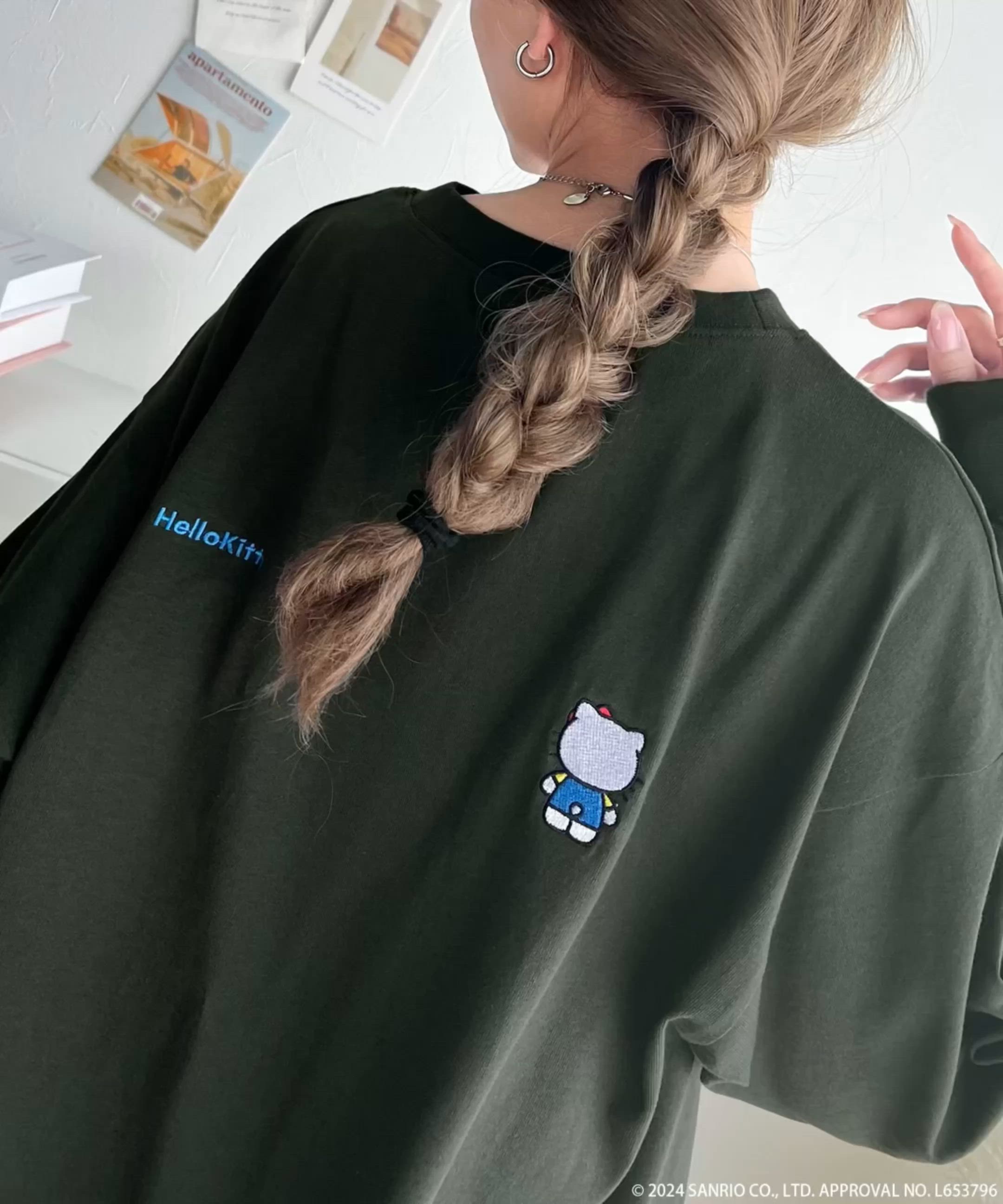 セール】【Hello Kitty】大人もトキメクさり気ない刺繍デザイン