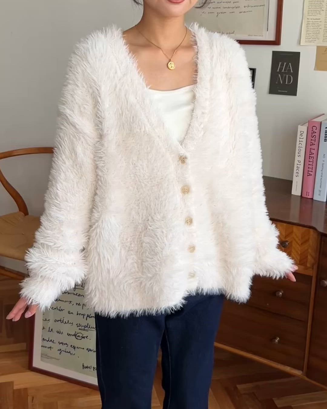 セール】【累計販売枚数1万枚突破！】Vネックロングシャギーニット