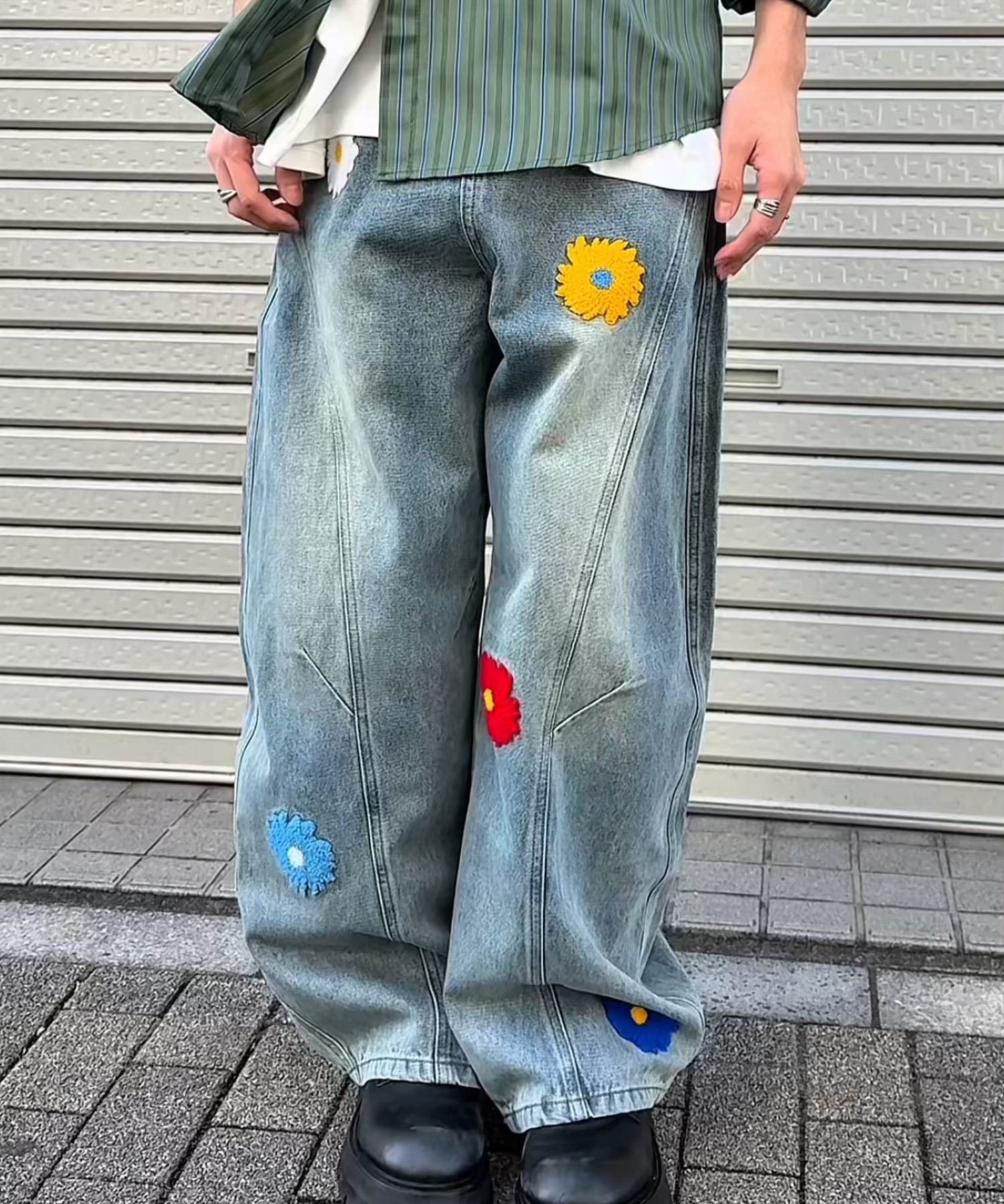 セール】コクーン フラワーモチーフ デニムパンツ（デニムパンツ