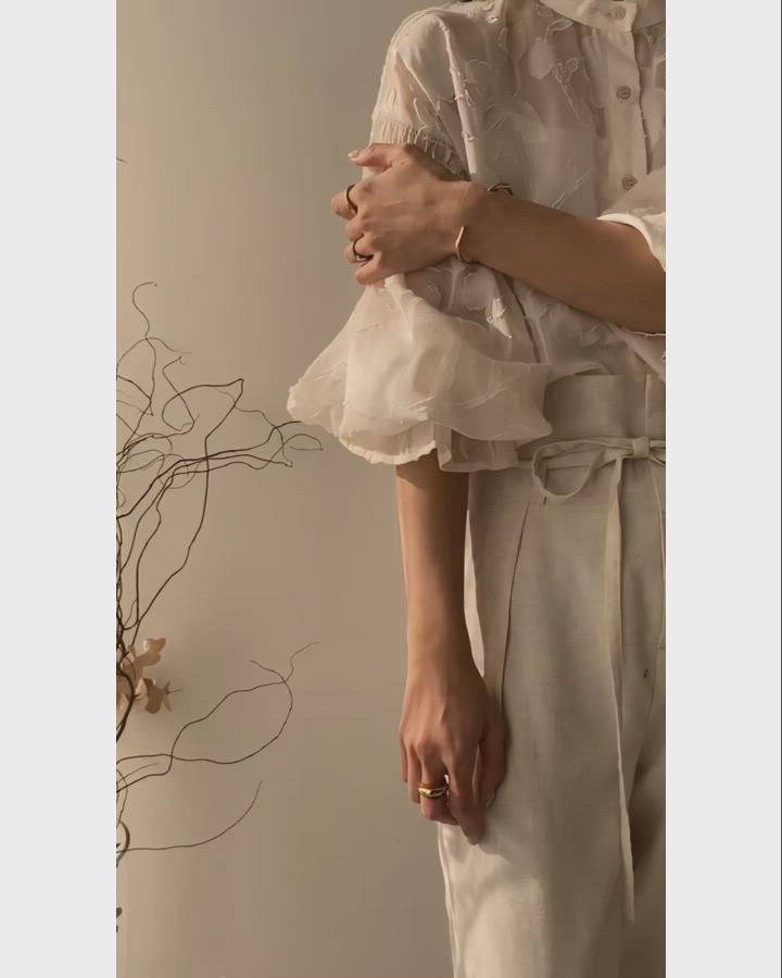 【完売品】25AW 2トーン ドットジャガード ブラウス　白 ホワイト 完売品】25AW 2トーン ドットジャガード ブラウス白 ホワイト