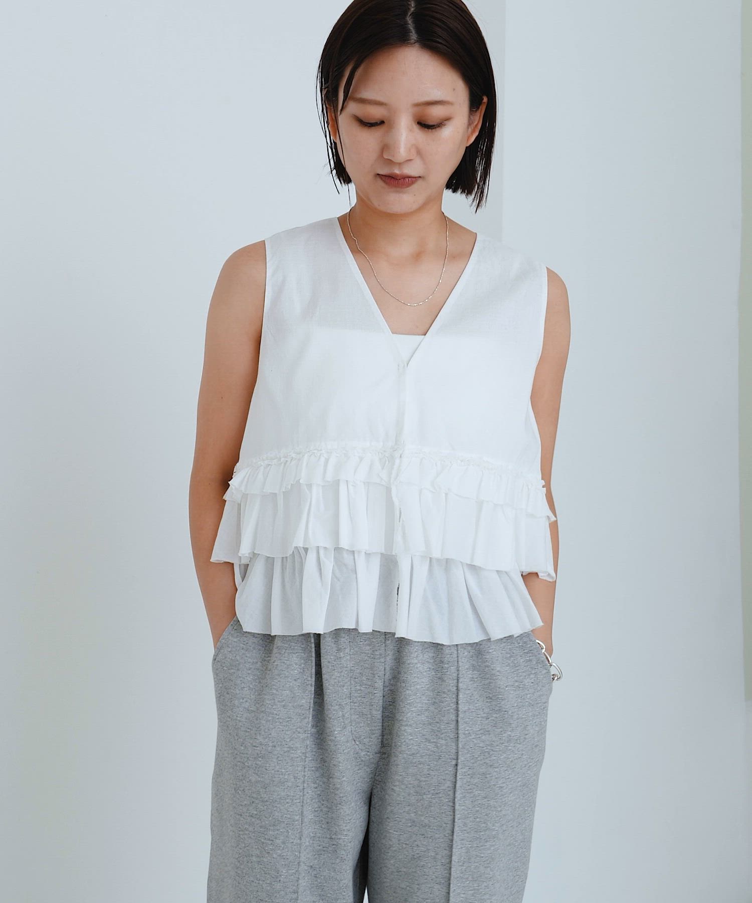 セール】ノースリーブフリルブラウス（シャツ/ブラウス）｜URBAN