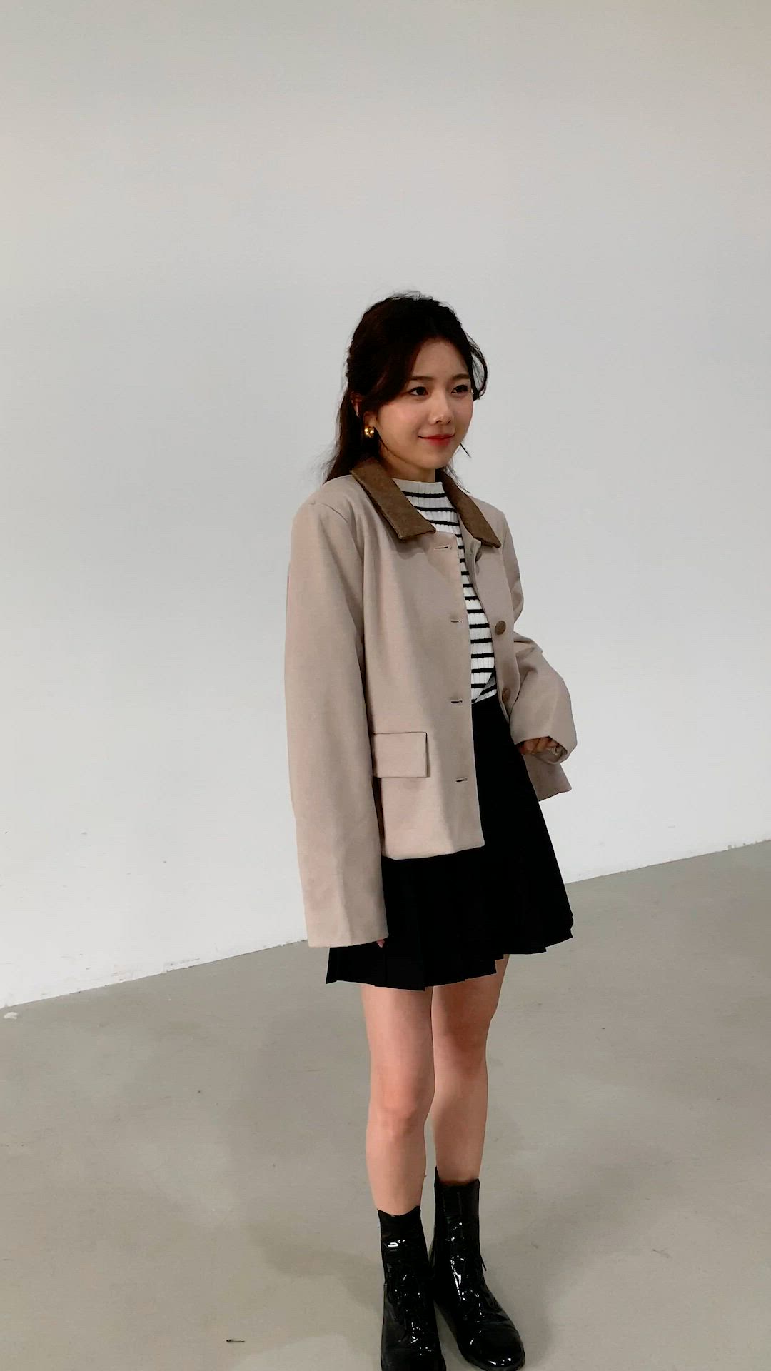 セール】レディース モノトーンバイカラーステンカラージャケット