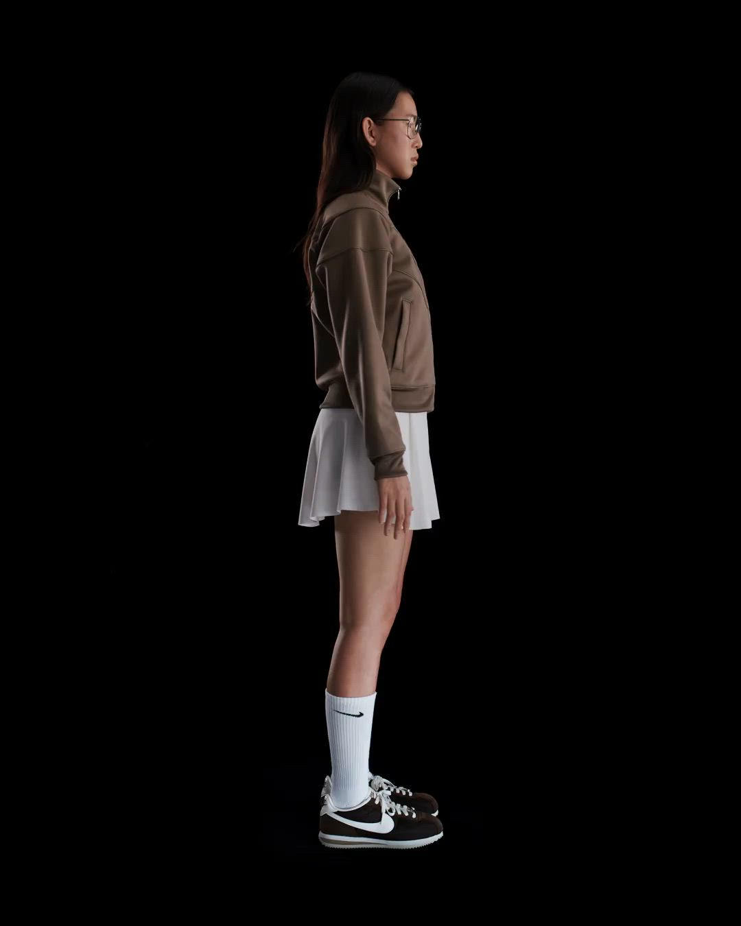 美品✨ NIKE ナイキ ウィンドランナー セットアップ ベージュ レディース セール】《セットアップ対応商品》ナイキ スポーツウェア ウィンド