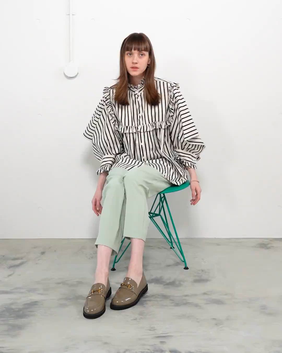 ラウンドトゥ ビット ローファー（ローファー）｜Emma Francis（エマ