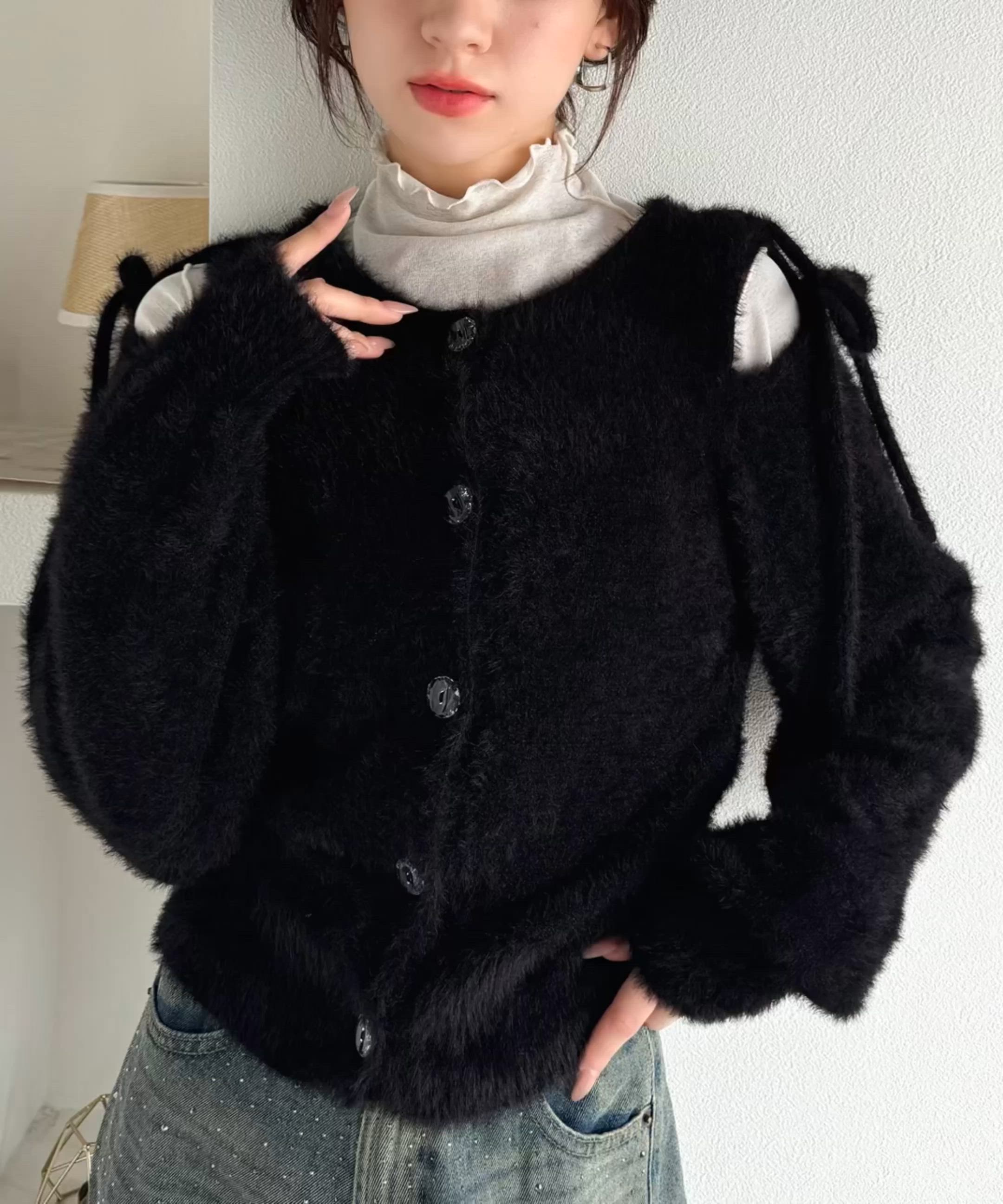 【美品】フォクシー パールボタンニットカーディガン サブリナスリット 黒ブラック ビジューボタンニットカーディガンsdpxyf6529 ブラック – [公式]SAISON